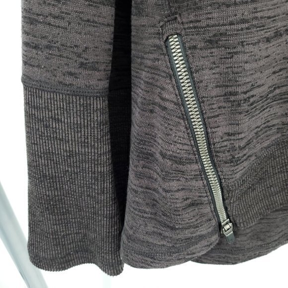 Athleta Blissful Sharkbite Long Sleeve Side Zip Top L Shale Heather Gray - Picture 10 of 16